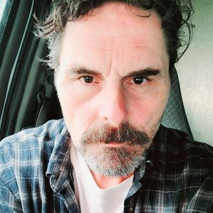 Meet your Posher, Wayne